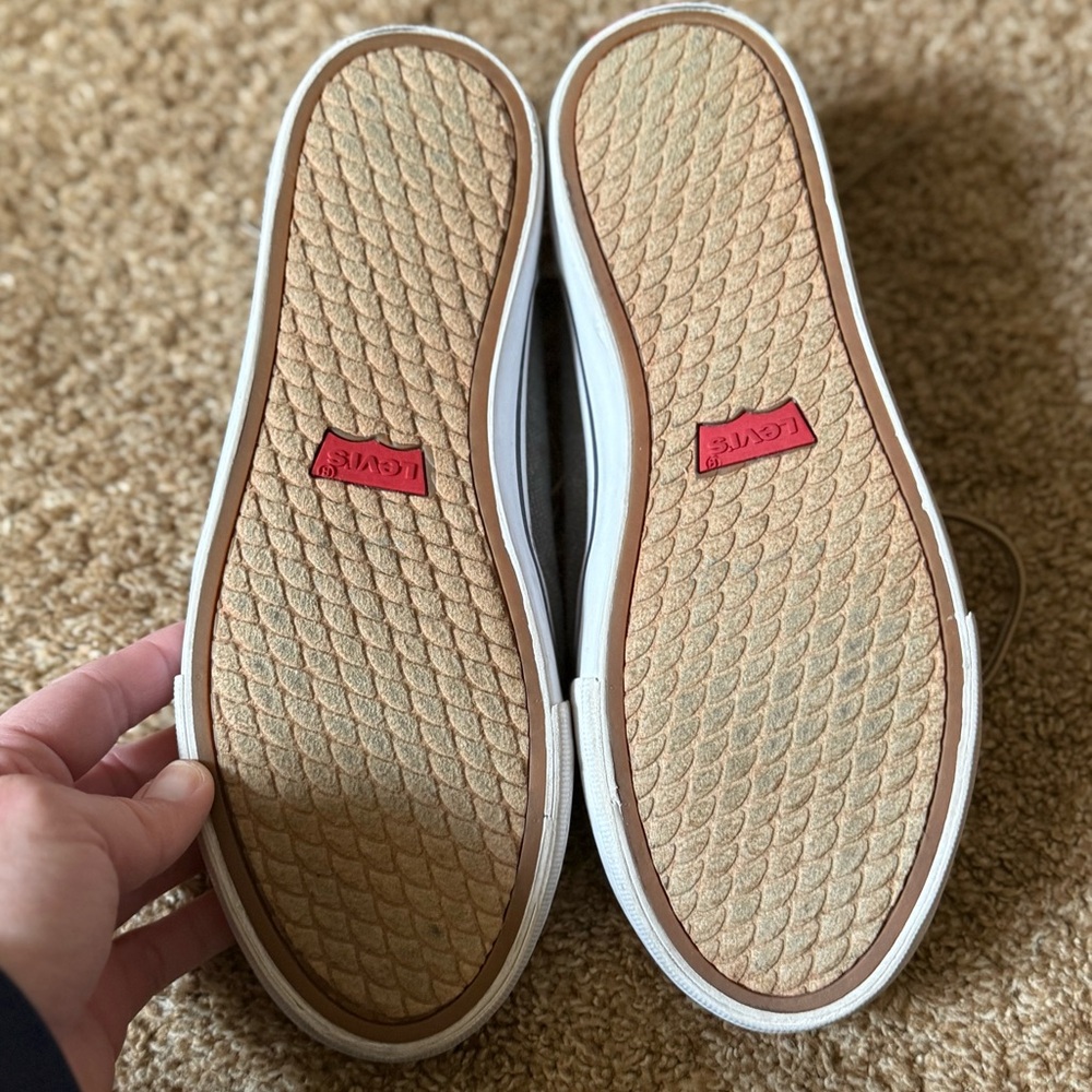 Levi's Gray Boat Shoes with Moccasin Design - Picture 5 of 5